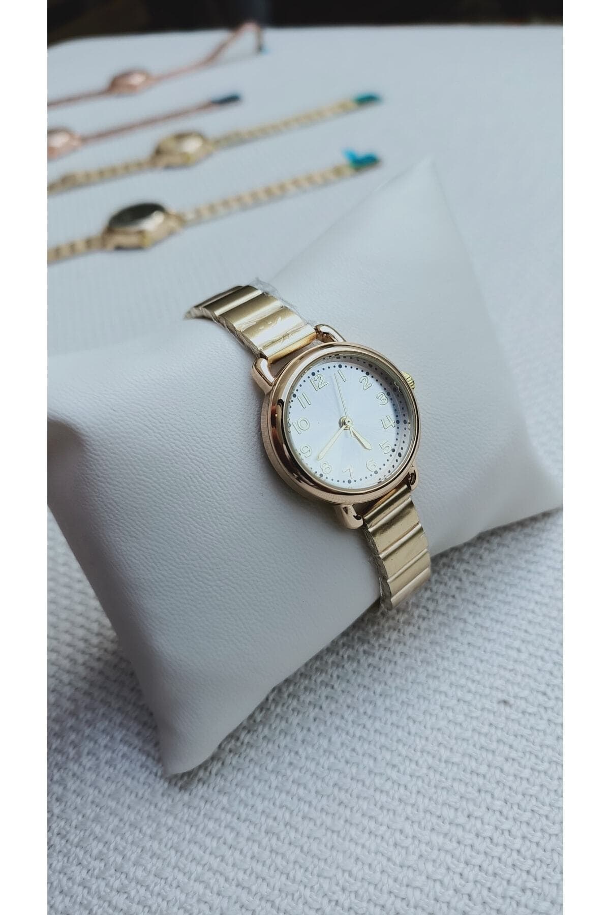 ساعت مچی زنانه pullmarkt Zarif مینیمال ساعت مچی زنانه pullmarkt Zarif مینیمال