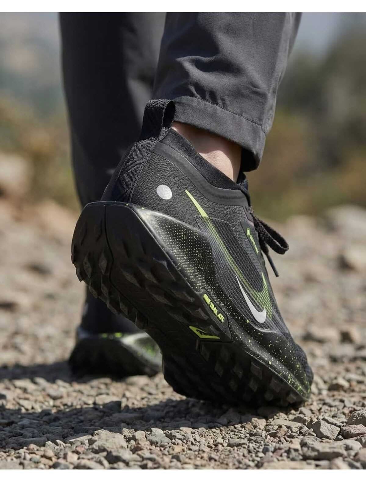 کفش دویدن مردانه Nike ضدآب GORE-TEX مدل Pegasus Trail 5 آبی کفش دویدن مردانه Nike ضدآب GORE-TEX مدل Pegasus Trail 5 آبی