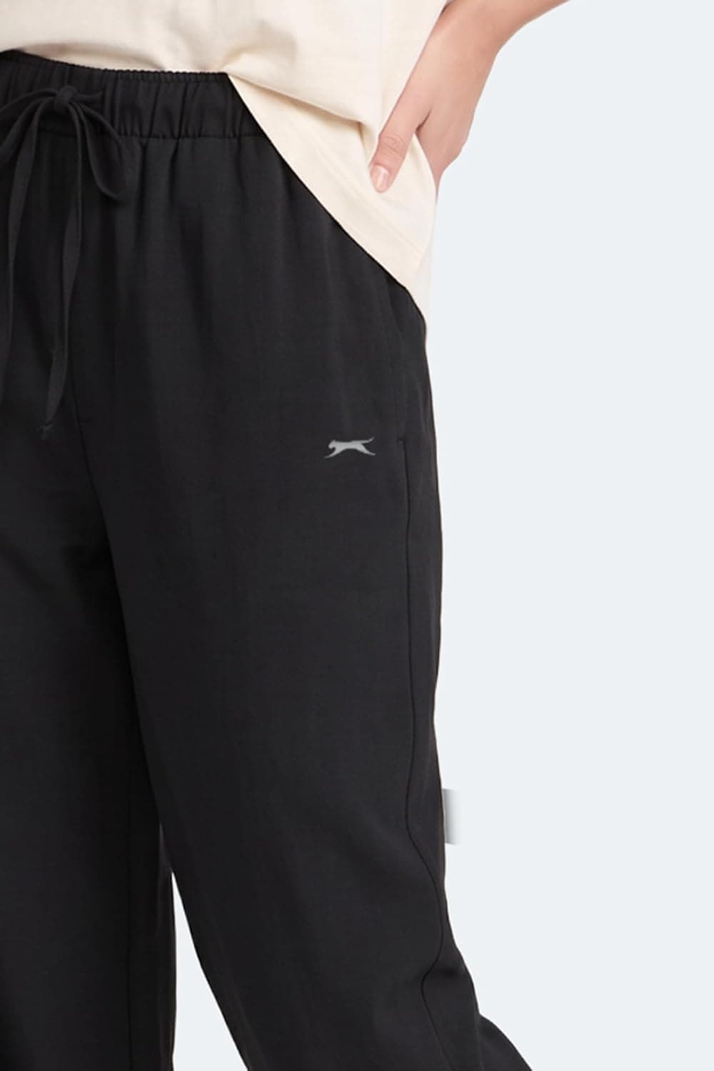 شلوار گرمکن زنانه Slazenger SUNFLOWER سیاه شلوار گرمکن زنانه Slazenger SUNFLOWER سیاه
