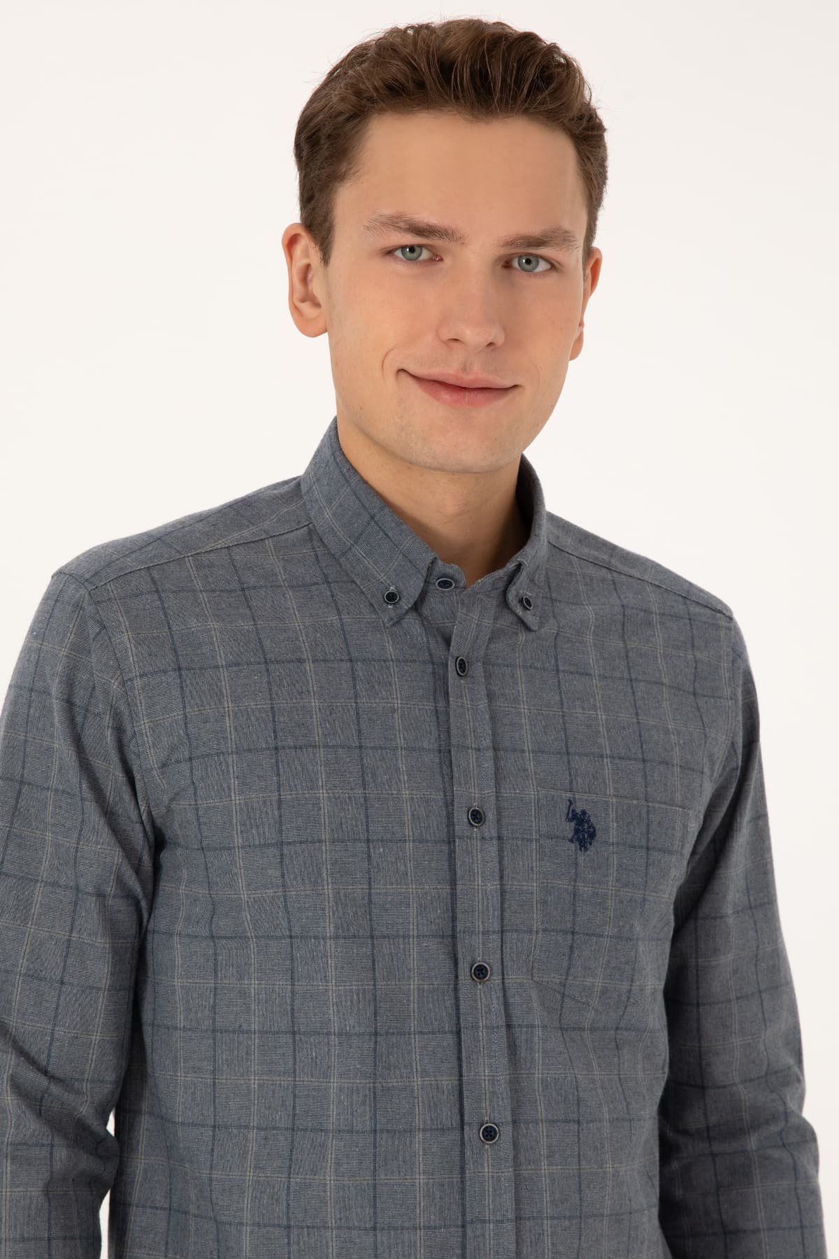 پیراهن مردانه U.S. Polo Assn. چهارخانه آبی سرمهای روشن آستینبلند مدل 50308555-VR059 پیراهن مردانه U.S. Polo Assn. چهارخانه آبی سرمهای روشن آستینبلند مدل 50308555-VR059