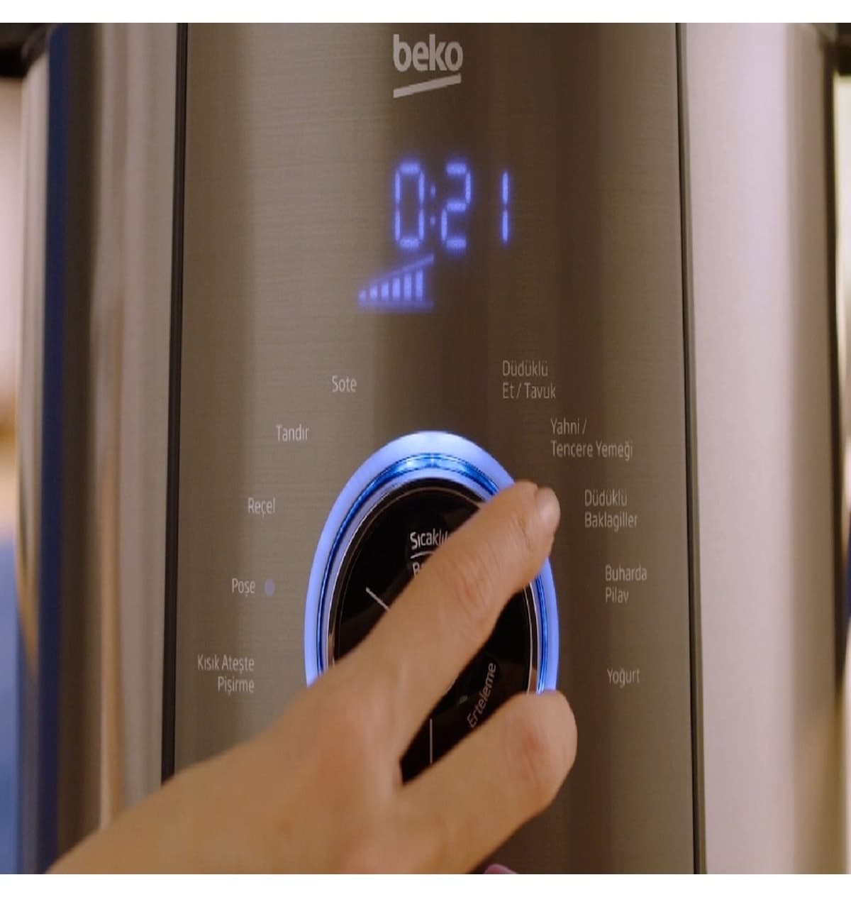 دستگاه پختوپز چندمنظوره هوشمند Beko Chef دستگاه پختوپز چندمنظوره هوشمند Beko Chef