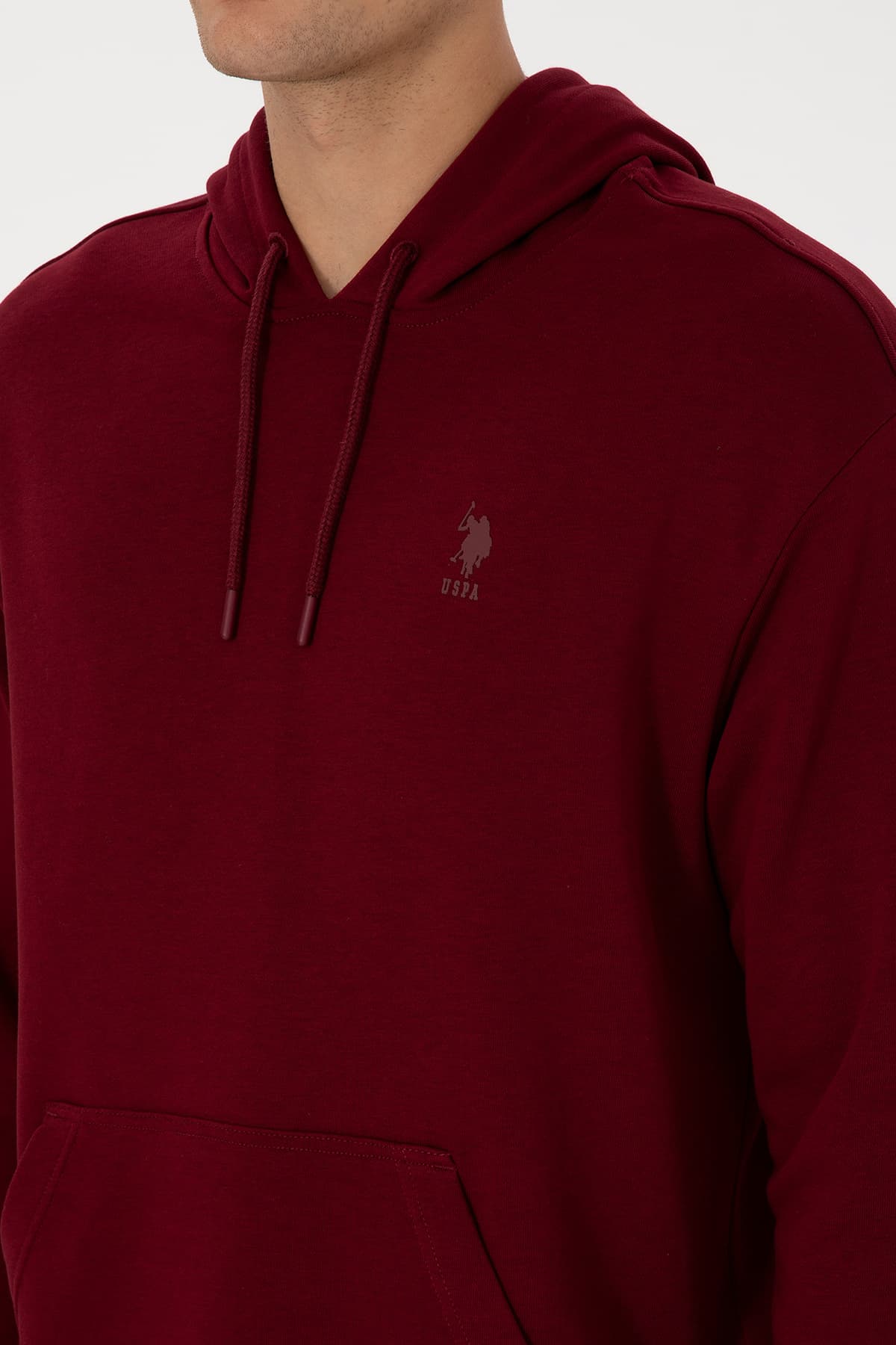 سوئیشرت مردانه U.S. Polo Assn. کلاهدار فیت راحت بوردو ساده مدل 50313746-VR014 سوئیشرت مردانه U.S. Polo Assn. کلاهدار فیت راحت بوردو ساده مدل 50313746-VR014