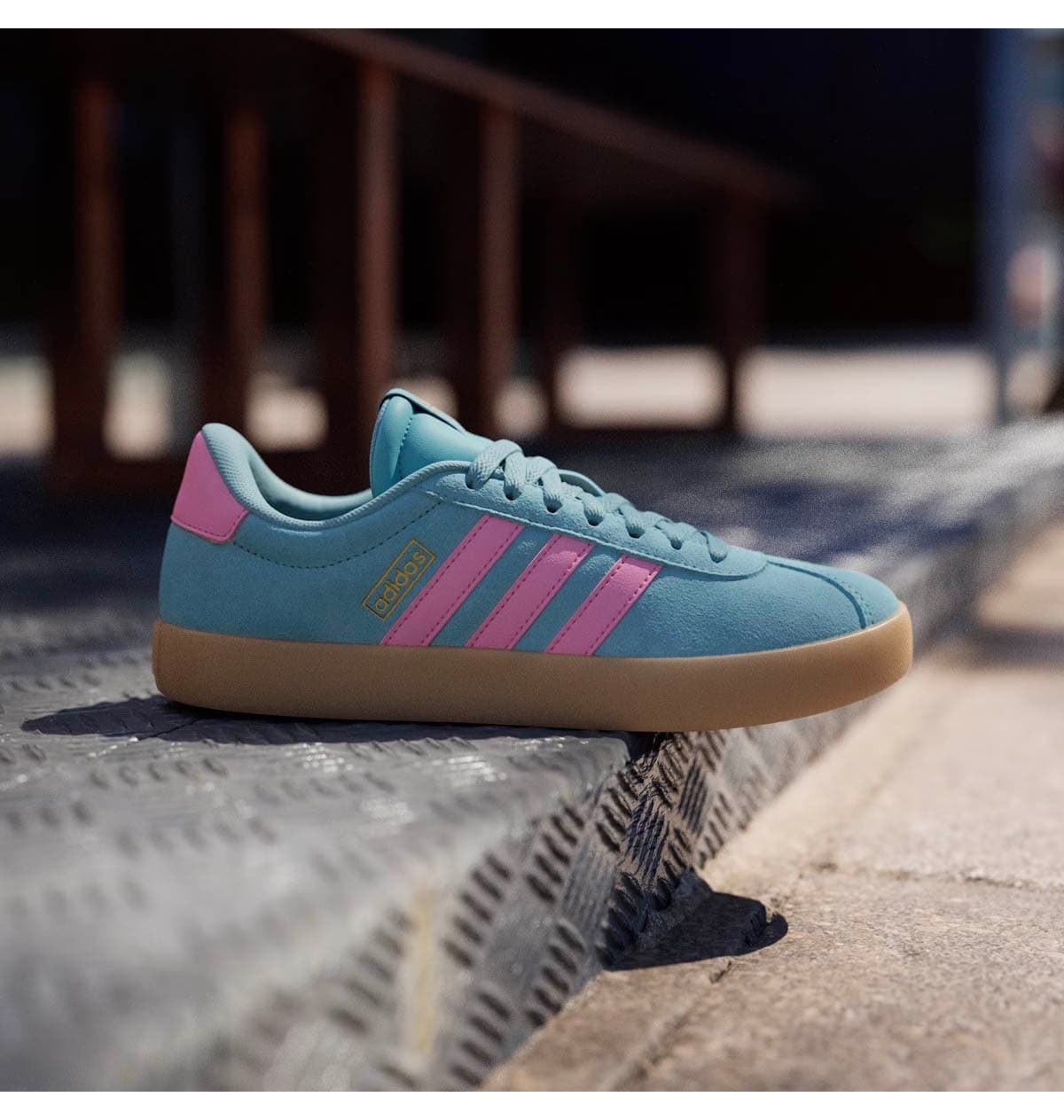 کفش کتانی زنانه adidas سبز نعنایی مدل Vl Court 3.0 IH6518 کفش کتانی زنانه adidas سبز نعنایی مدل Vl Court 3.0 IH6518