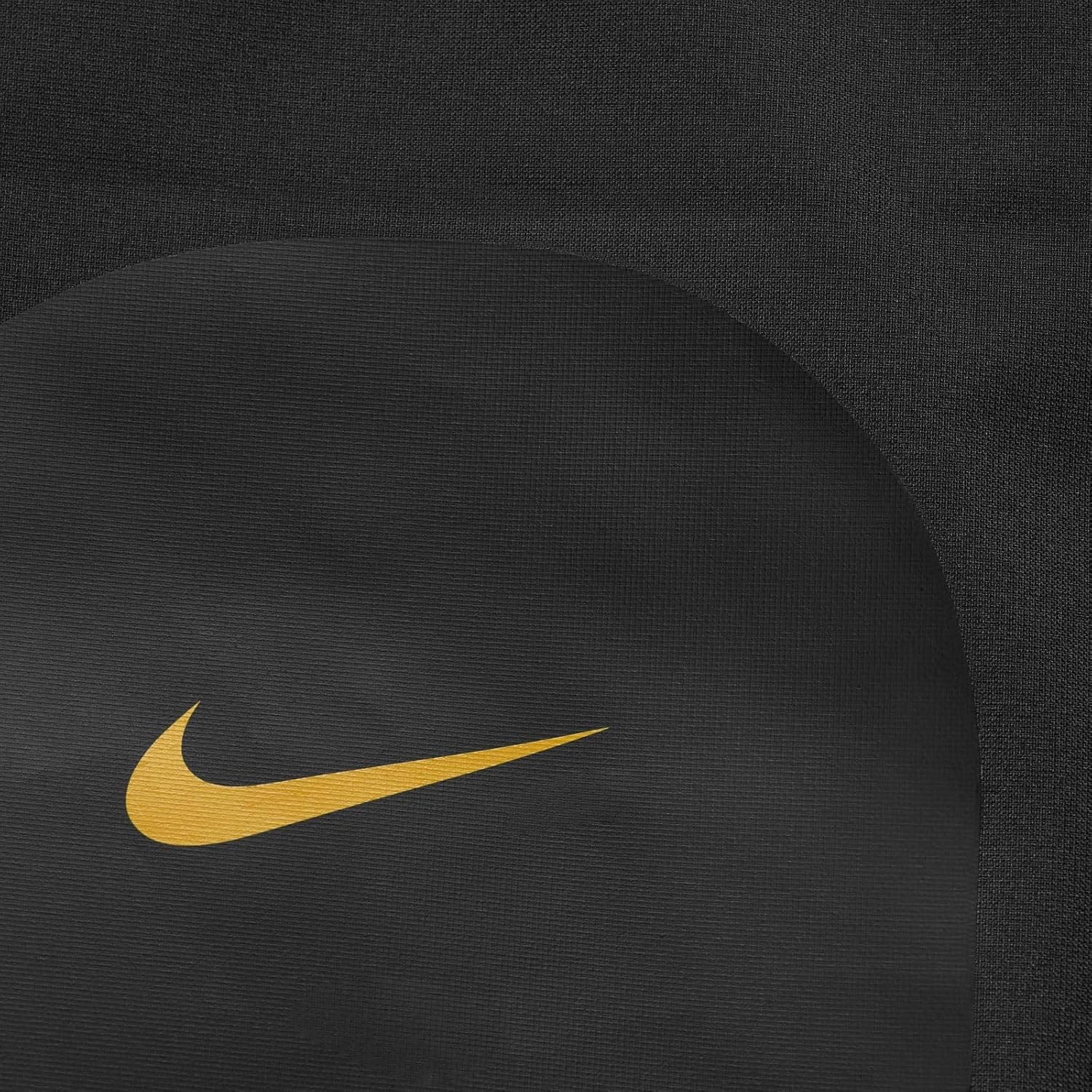 کولهپشتی کیسهای ورزشی مردانه Nike مدل Fcb Gmsk مشکی/مشکی/زرد Varsity Maize کولهپشتی کیسهای ورزشی مردانه Nike مدل Fcb Gmsk مشکی/مشکی/زرد Varsity Maize