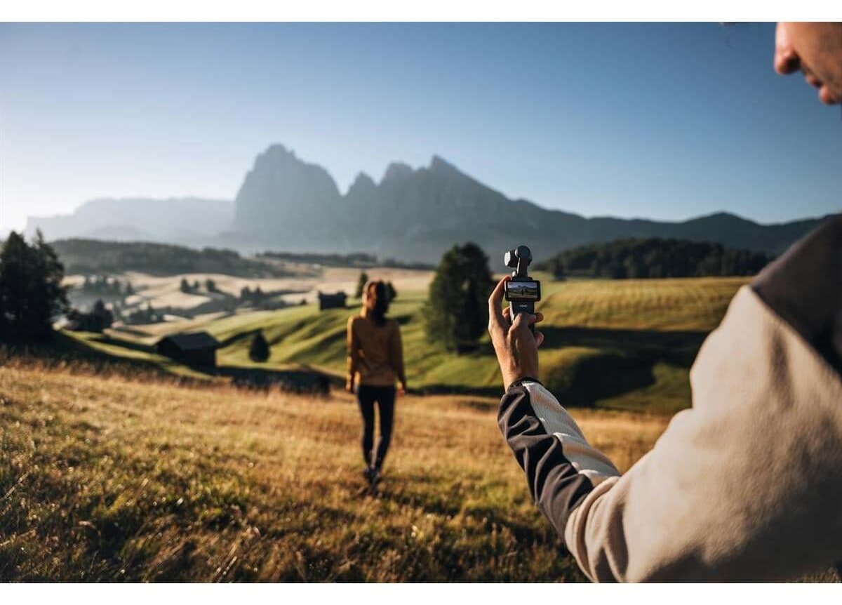 دوربین جیبی DJI Osmo Pocket 3 دوربین جیبی DJI Osmo Pocket 3