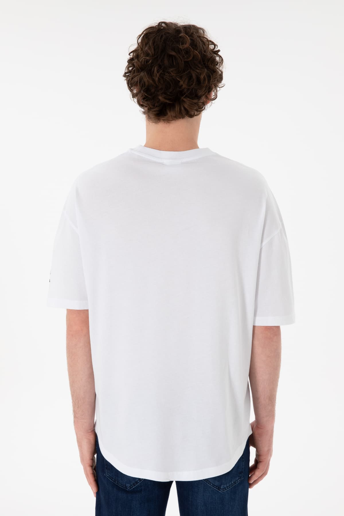 تیشرت مردانه U.S. Polo Assn. فیت بلند یقه گرد سفید ساده مدل 50305988-VR013 تیشرت مردانه U.S. Polo Assn. فیت بلند یقه گرد سفید ساده مدل 50305988-VR013