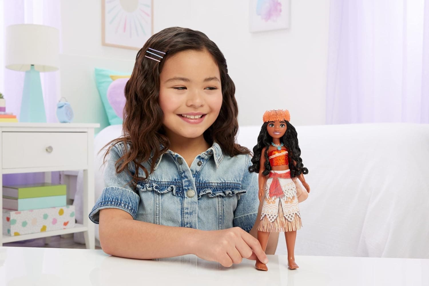 عروسک دخترانه Mattel Disney Princess مفصلدار Moana با لباس و لوازم جانبی درخشان مدل HLW05 عروسک دخترانه Mattel Disney Princess مفصلدار Moana با لباس و لوازم جانبی درخشان مدل HLW05