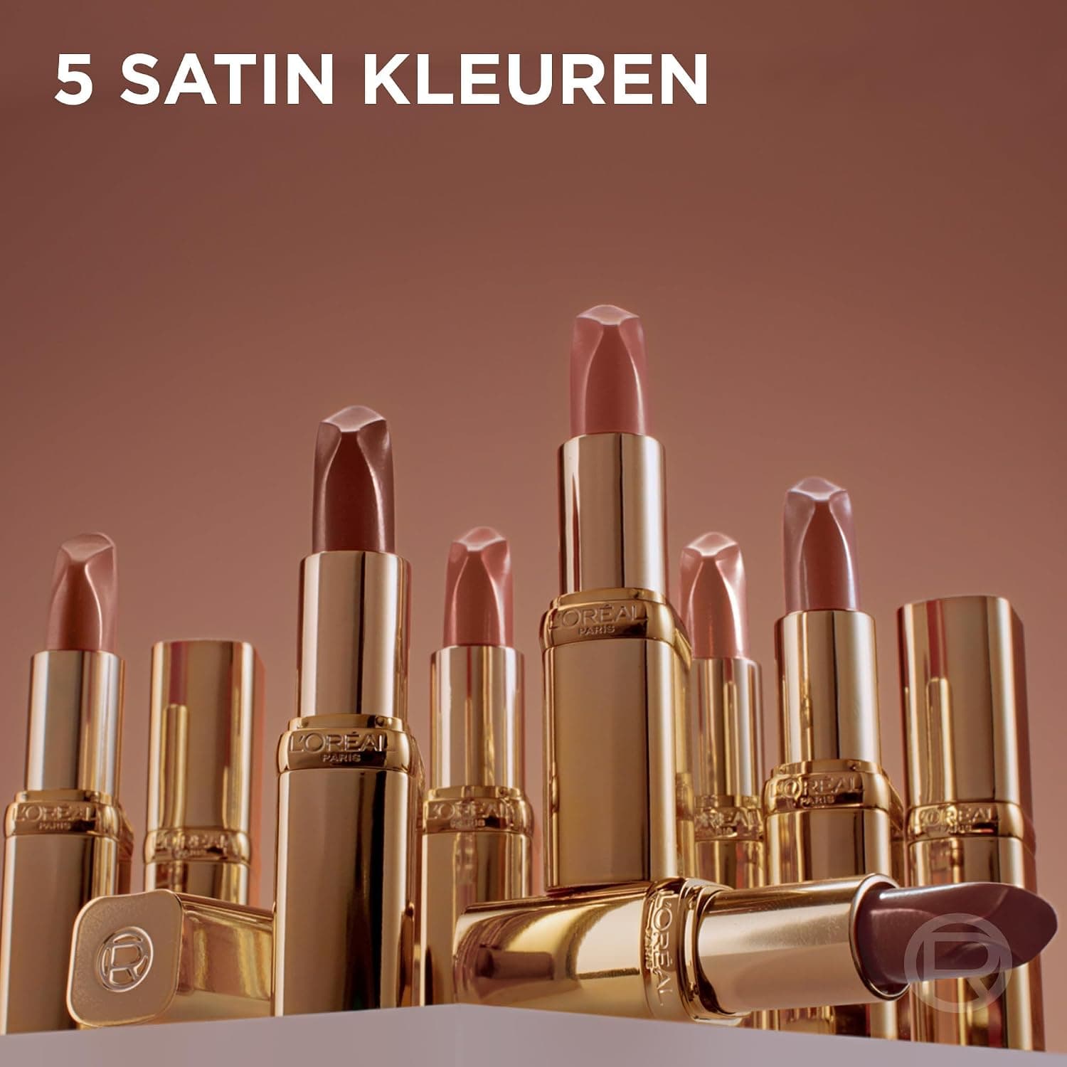 رژ لب L'Oreal Paris Color Riche ساتن مدل 570 Worth It Intense رژ لب L'Oreal Paris Color Riche ساتن مدل 570 Worth It Intense