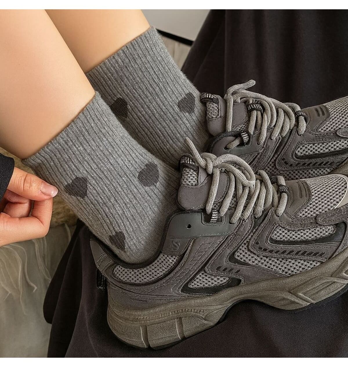 ست جوراب تنیس یونیسکس Sky Socks طرح قلب خاکستری ۴ تایی ست جوراب تنیس یونیسکس Sky Socks طرح قلب خاکستری ۴ تایی