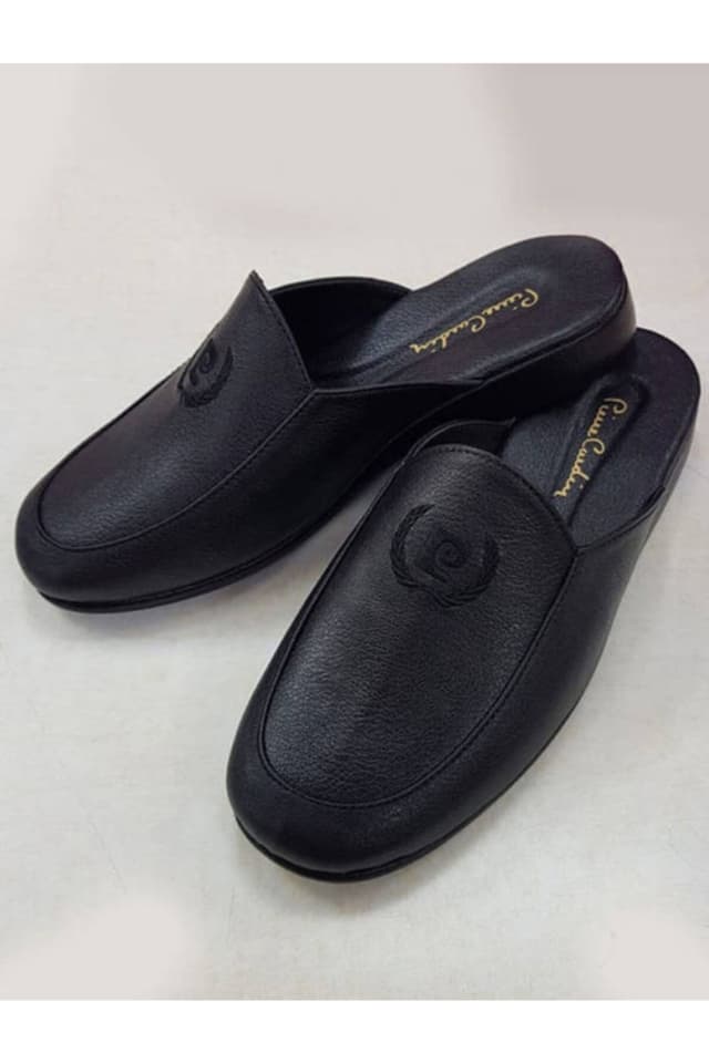 دمپایی چرمی مردانه Pierre Cardin آرمدار مدل 289 دمپایی چرمی مردانه Pierre Cardin آرمدار مدل 289
