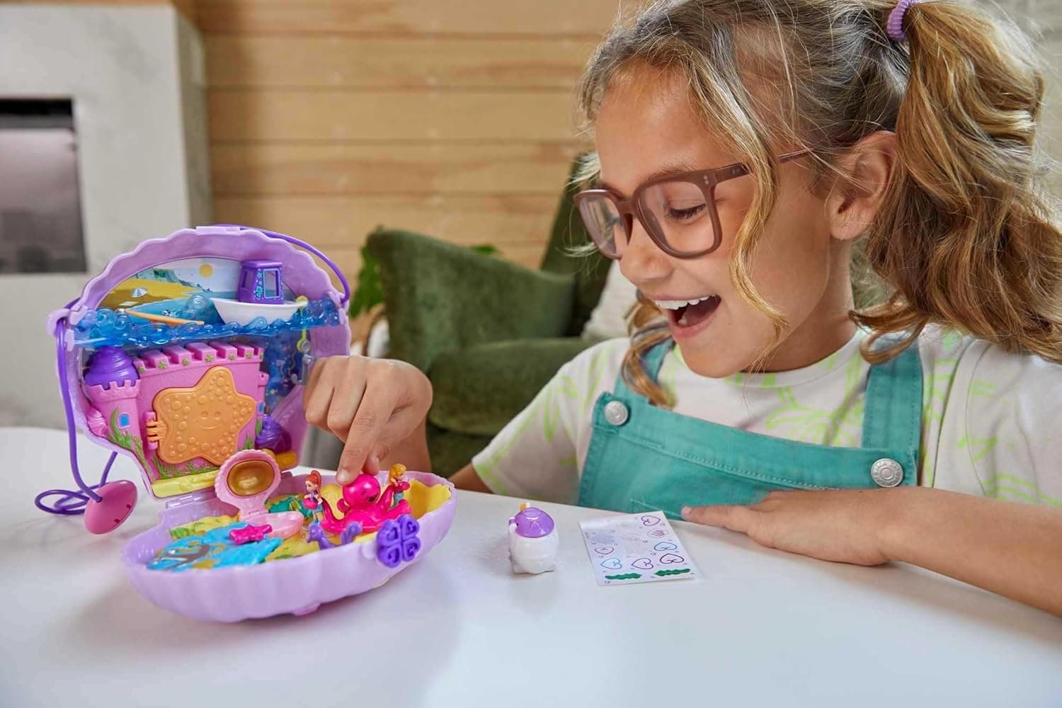 کیف دستی Polly Pocket مدل TINY POWER Seashell کیف دستی Polly Pocket مدل TINY POWER Seashell