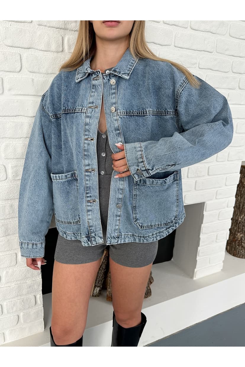 ژاکت جین زنانه Ekim Store آبی شستهشده با جیب بزرگ ژاکت جین زنانه Ekim Store آبی شستهشده با جیب بزرگ