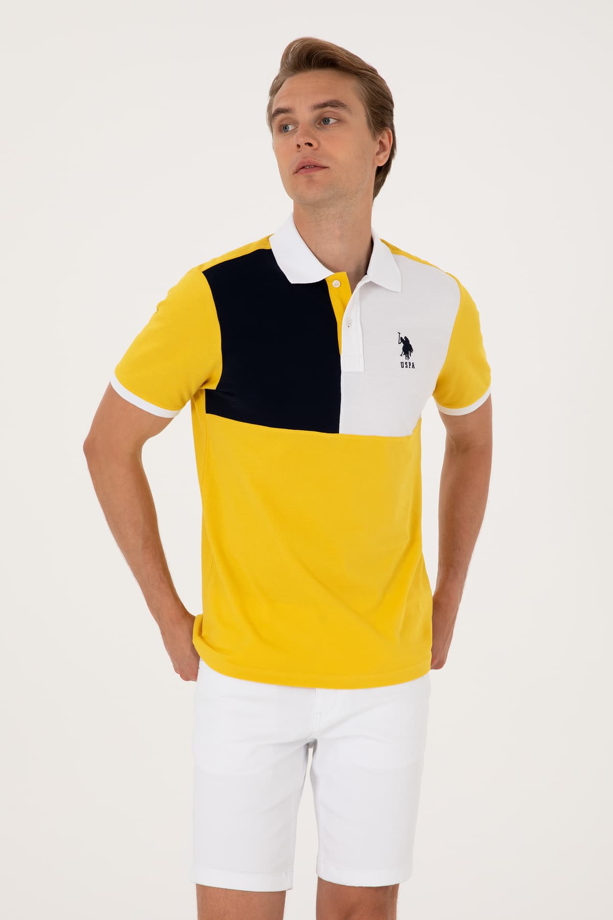 تیشرت مردانه U.S. Polo Assn. فیت معمولی یقه Polo زرد تیره مدل 50299782-VR094 تیشرت مردانه U.S. Polo Assn. فیت معمولی یقه Polo زرد تیره مدل 50299782-VR094