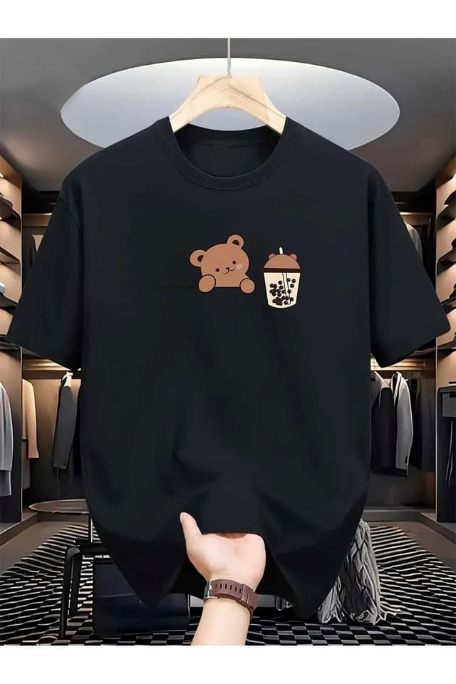 تیشرت اورسایز dubu butik با چاپ Bear Bubble Tea از جنس سوپریم تیشرت اورسایز dubu butik با چاپ Bear Bubble Tea از جنس سوپریم