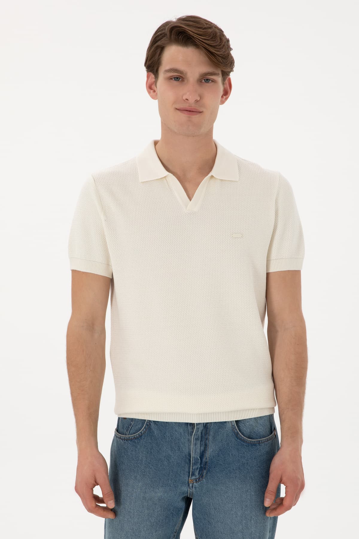 تیشرت مردانه U.S. Polo Assn. اسلیم فیت یقه پولو کرم مدل 50299409-VR071 تیشرت مردانه U.S. Polo Assn. اسلیم فیت یقه پولو کرم مدل 50299409-VR071
