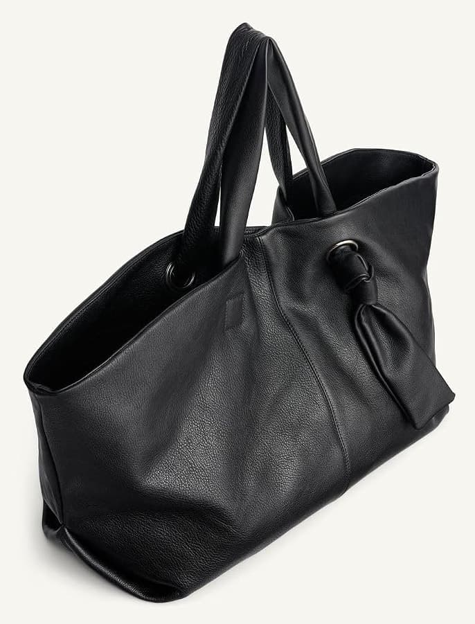 کیف توت چرمی زنانه Zara رنگ مشکی کیف توت چرمی زنانه Zara رنگ مشکی