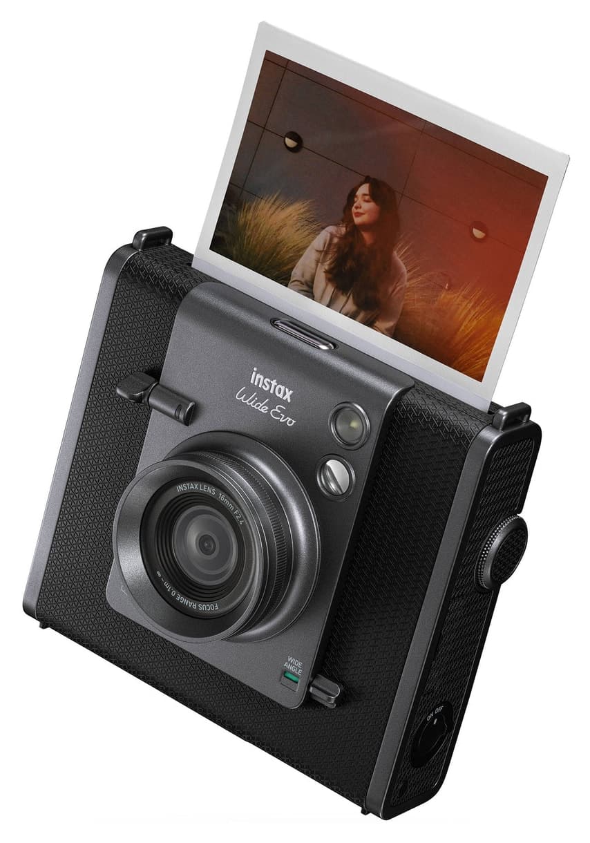 دوربین فوری Fujifilm مشکی با چاپگر هیبرید مدل Instax Wide Evo دوربین فوری Fujifilm مشکی با چاپگر هیبرید مدل Instax Wide Evo