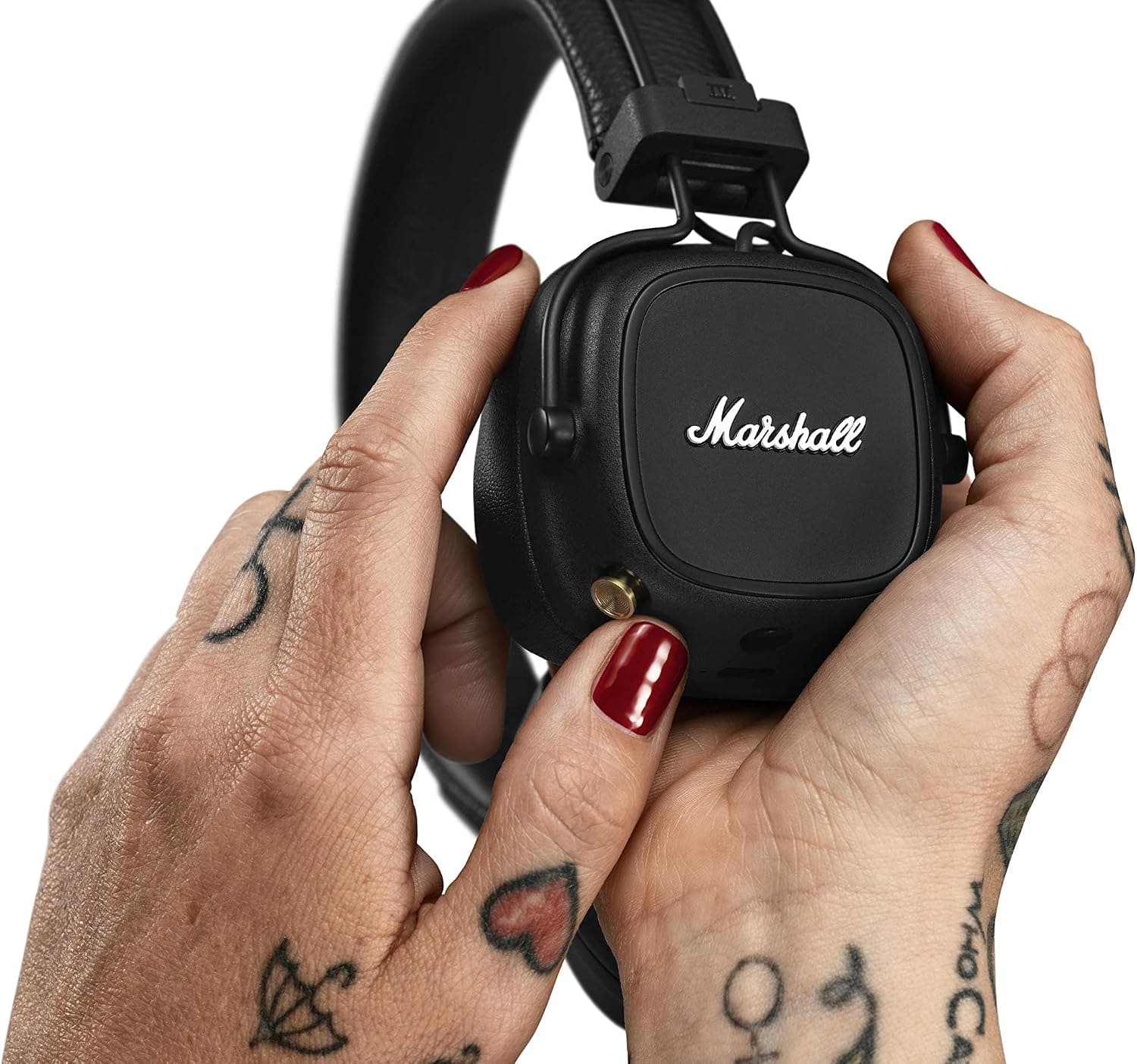 هدفون بلوتوثی بیسیم تاشو Marshall ۸۰ ساعت پخش مدل Major IV مشکی هدفون بلوتوثی بیسیم تاشو Marshall ۸۰ ساعت پخش مدل Major IV مشکی