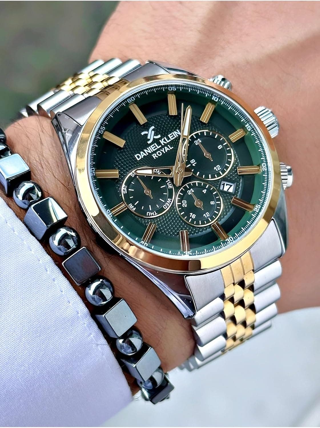 ساعت مچی مردانه Daniel Klein سری Royal کرونوگراف بند فولادی دوتونه زرد نقرهای ساعت مچی مردانه Daniel Klein سری Royal کرونوگراف بند فولادی دوتونه زرد نقرهای