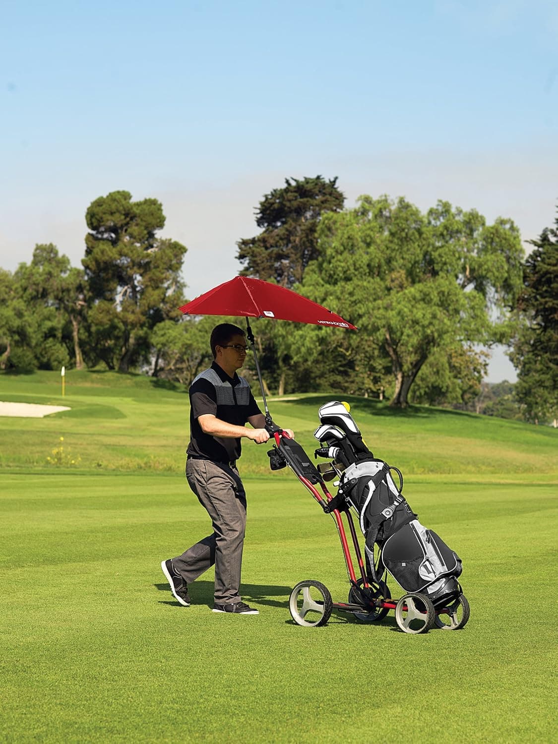 چتر قابل تنظیم Sport-Brella Versa-Brella با SPF 50+ و گیره یونیورسال XL قرمز آجر نسوز چتر قابل تنظیم Sport-Brella Versa-Brella با SPF 50+ و گیره یونیورسال XL قرمز آجر نسوز