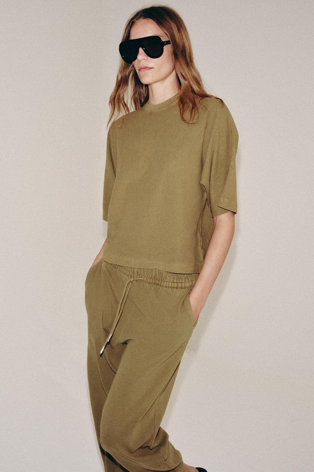 شلوار زنانه Zara افکت رنگرفته سبز زیتونی سایز M شلوار زنانه Zara افکت رنگرفته سبز زیتونی سایز M