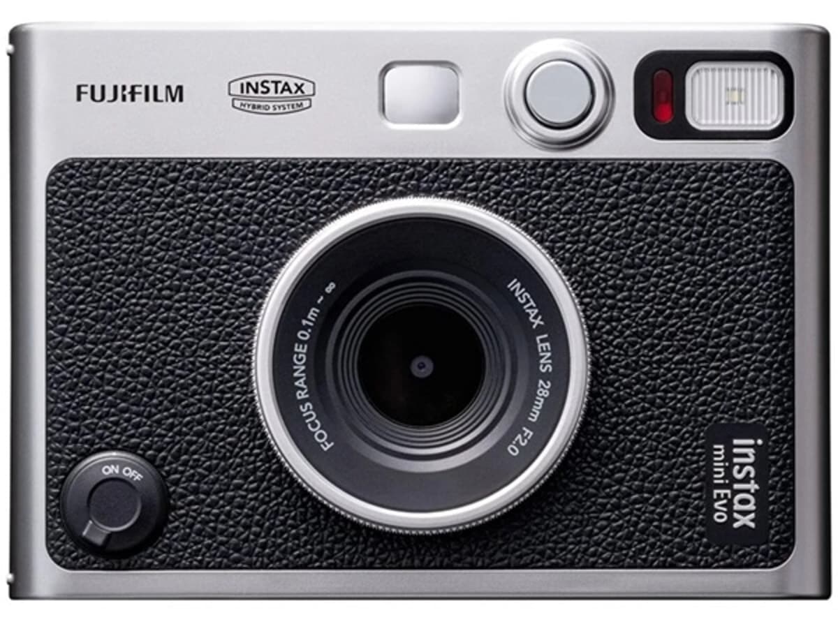 ست هدیه دوربین فوری Fujifilm Instax Mini Evo مشکی با کیف و ۲۰ فیلم ست هدیه دوربین فوری Fujifilm Instax Mini Evo مشکی با کیف و ۲۰ فیلم