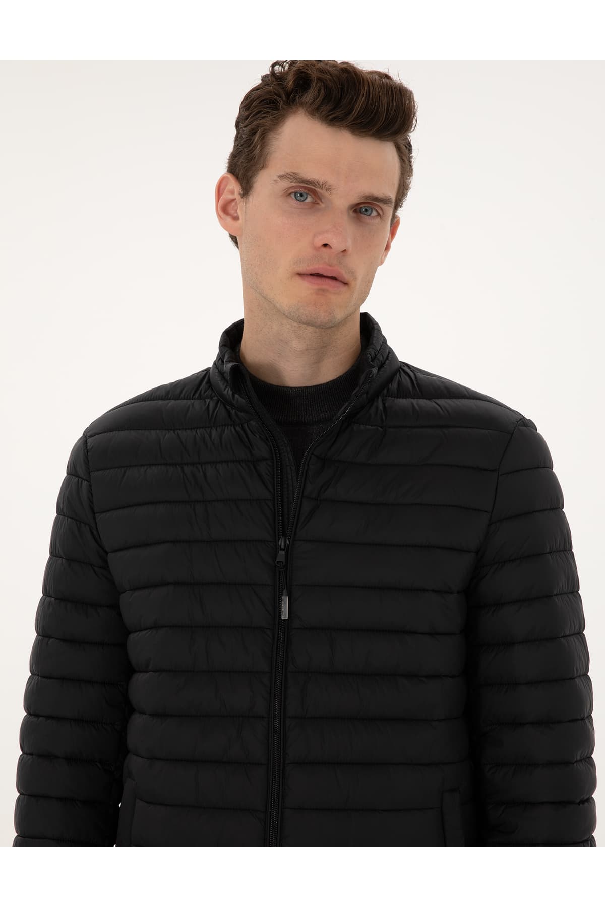 کاپشن مردانه Pierre Cardin مشکی کاپیتونه بیسیک مدل 50313921-VR046 کاپشن مردانه Pierre Cardin مشکی کاپیتونه بیسیک مدل 50313921-VR046