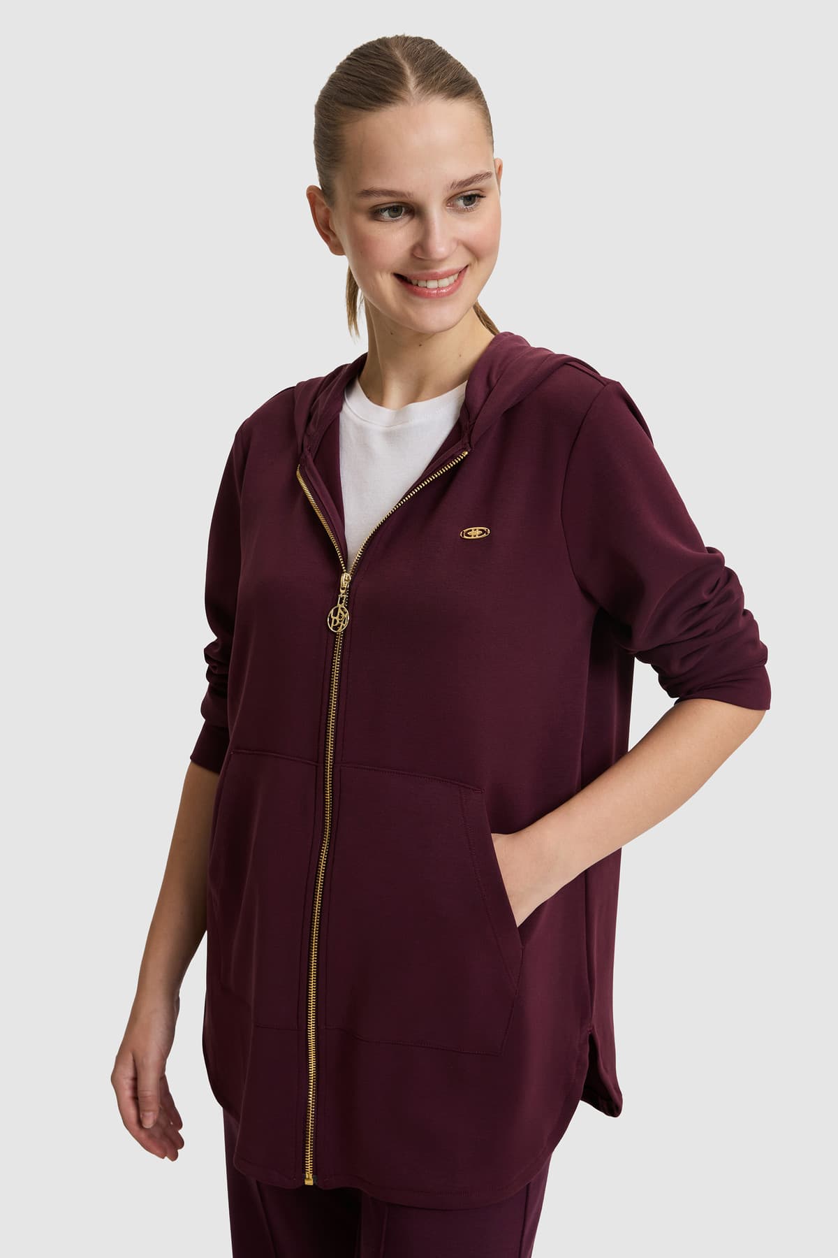 سوئیشرت زنانه U.S. Polo Assn. زرشکی مدل 50326767-VR180 سوئیشرت زنانه U.S. Polo Assn. زرشکی مدل 50326767-VR180