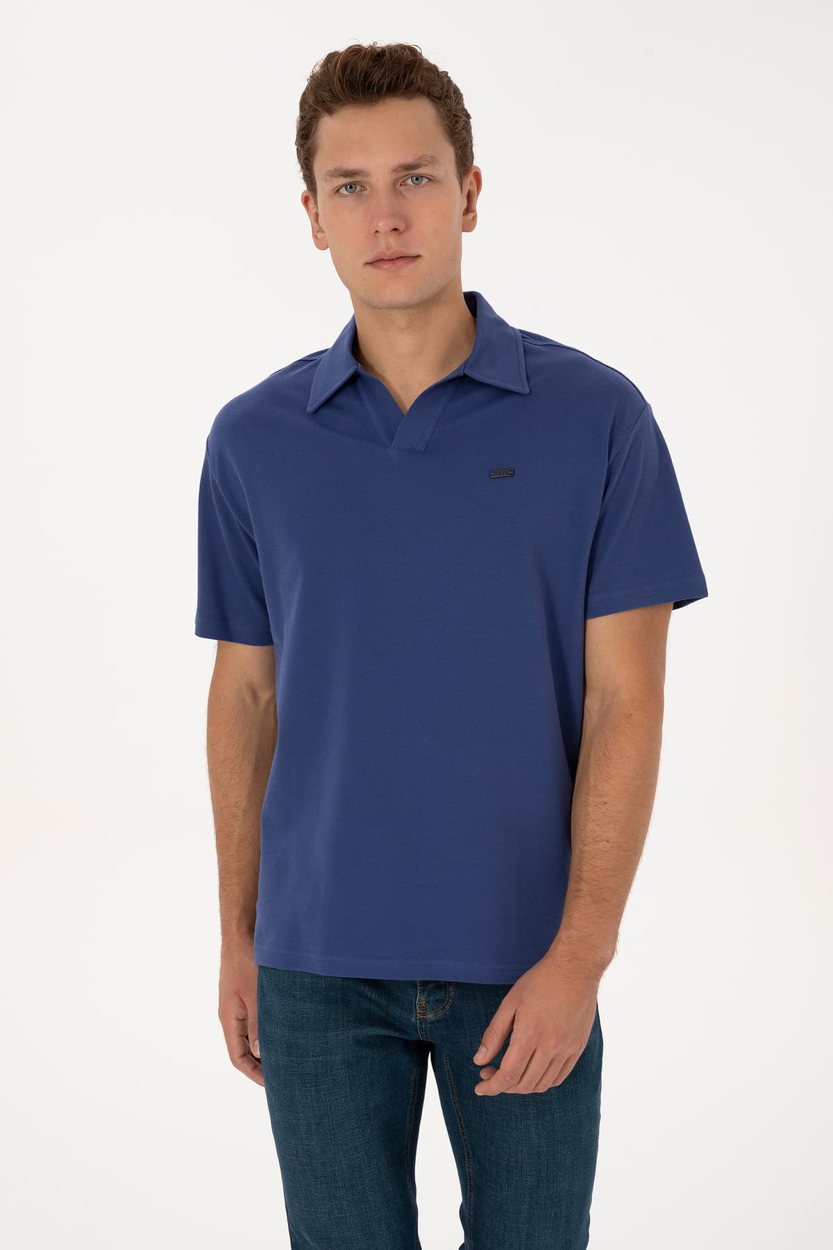 تیشرت مردانه U.S. Polo Assn. فیت راحت یقه قایقی نیلی مدل 50324787-VR028 تیشرت مردانه U.S. Polo Assn. فیت راحت یقه قایقی نیلی مدل 50324787-VR028