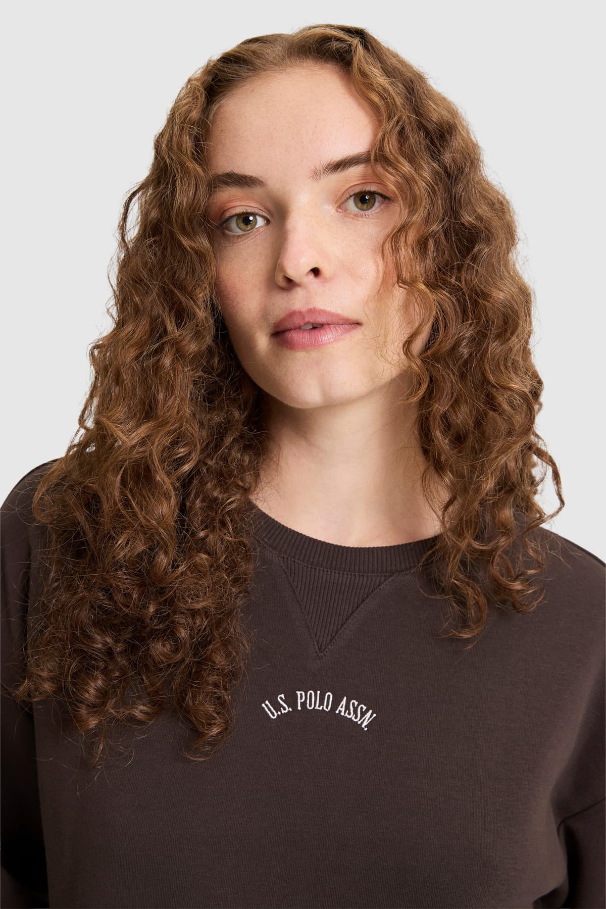 سوئیشرت زنانه U.S. Polo Assn. قهوهای تیره مدل 50328959-VR084 سوئیشرت زنانه U.S. Polo Assn. قهوهای تیره مدل 50328959-VR084