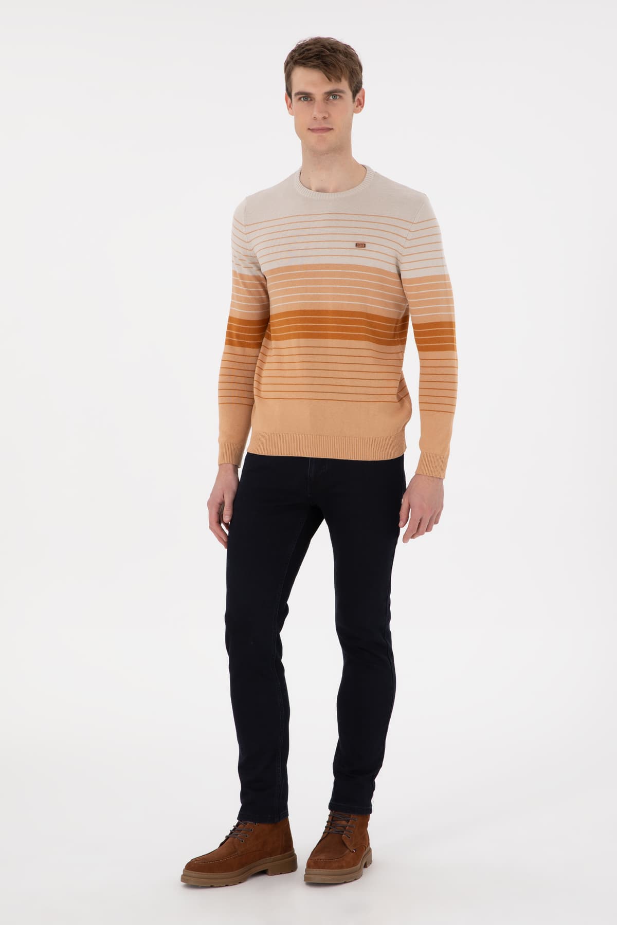 پلیور مردانه U.S. Polo Assn. اسلیم فیت یقه گرد رنگ شتری مدل 50297071-VR015 پلیور مردانه U.S. Polo Assn. اسلیم فیت یقه گرد رنگ شتری مدل 50297071-VR015