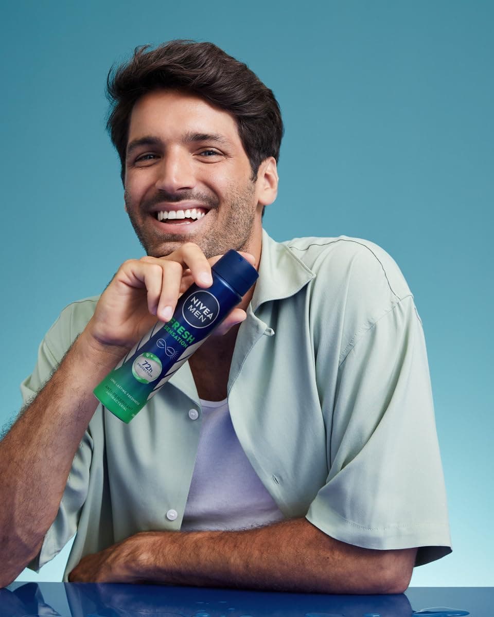دئودورانت اسپری مردانه NIVEA مدل Fresh Sensation با محافظت ضدتعریق 72 ساعته 250 ml دئودورانت اسپری مردانه NIVEA مدل Fresh Sensation با محافظت ضدتعریق 72 ساعته 250 ml