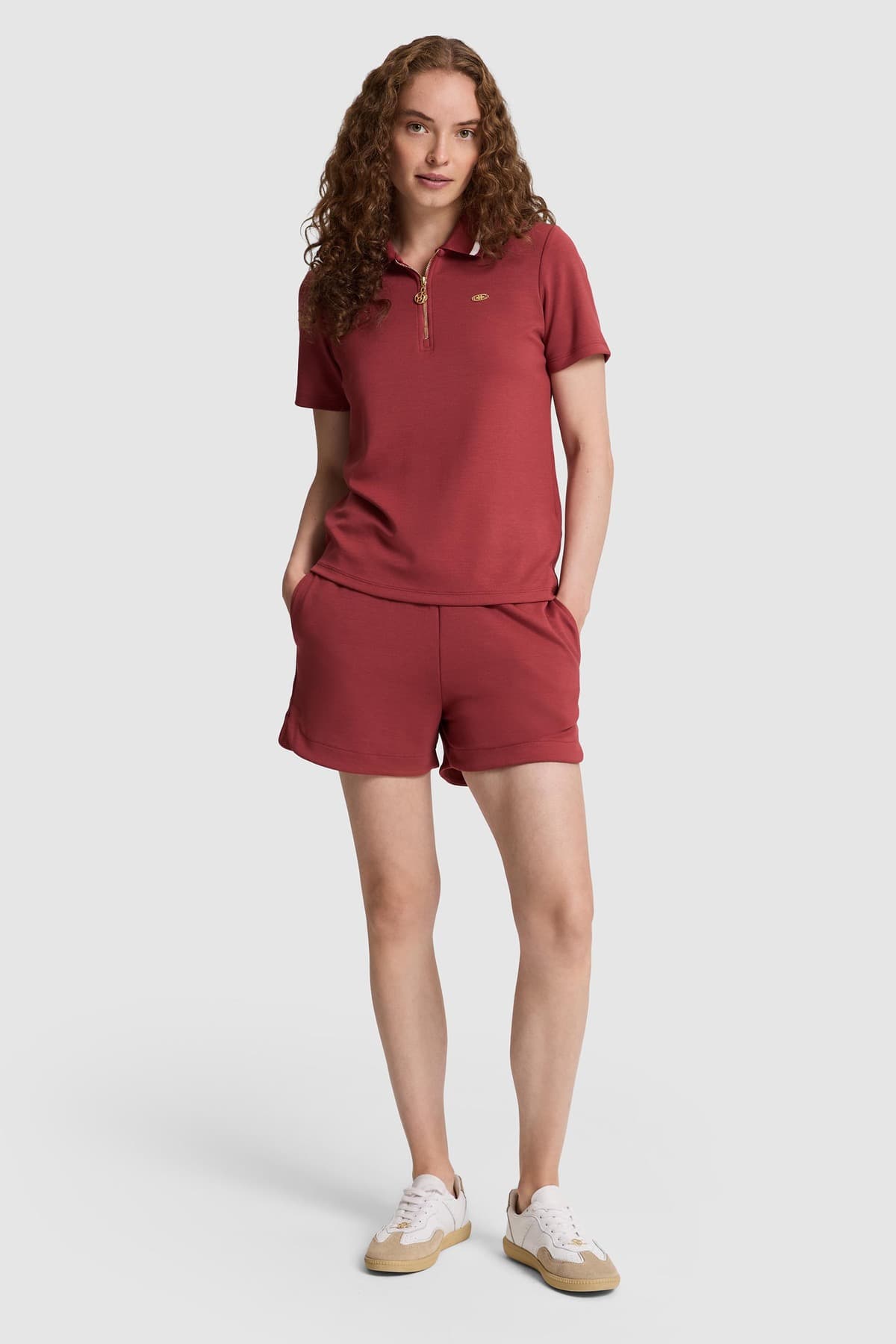 تیشرت زنانه یقه پولو U.S. Polo Assn. نیمزیپ زرشکی مدل 50323481-VR223 تیشرت زنانه یقه پولو U.S. Polo Assn. نیمزیپ زرشکی مدل 50323481-VR223