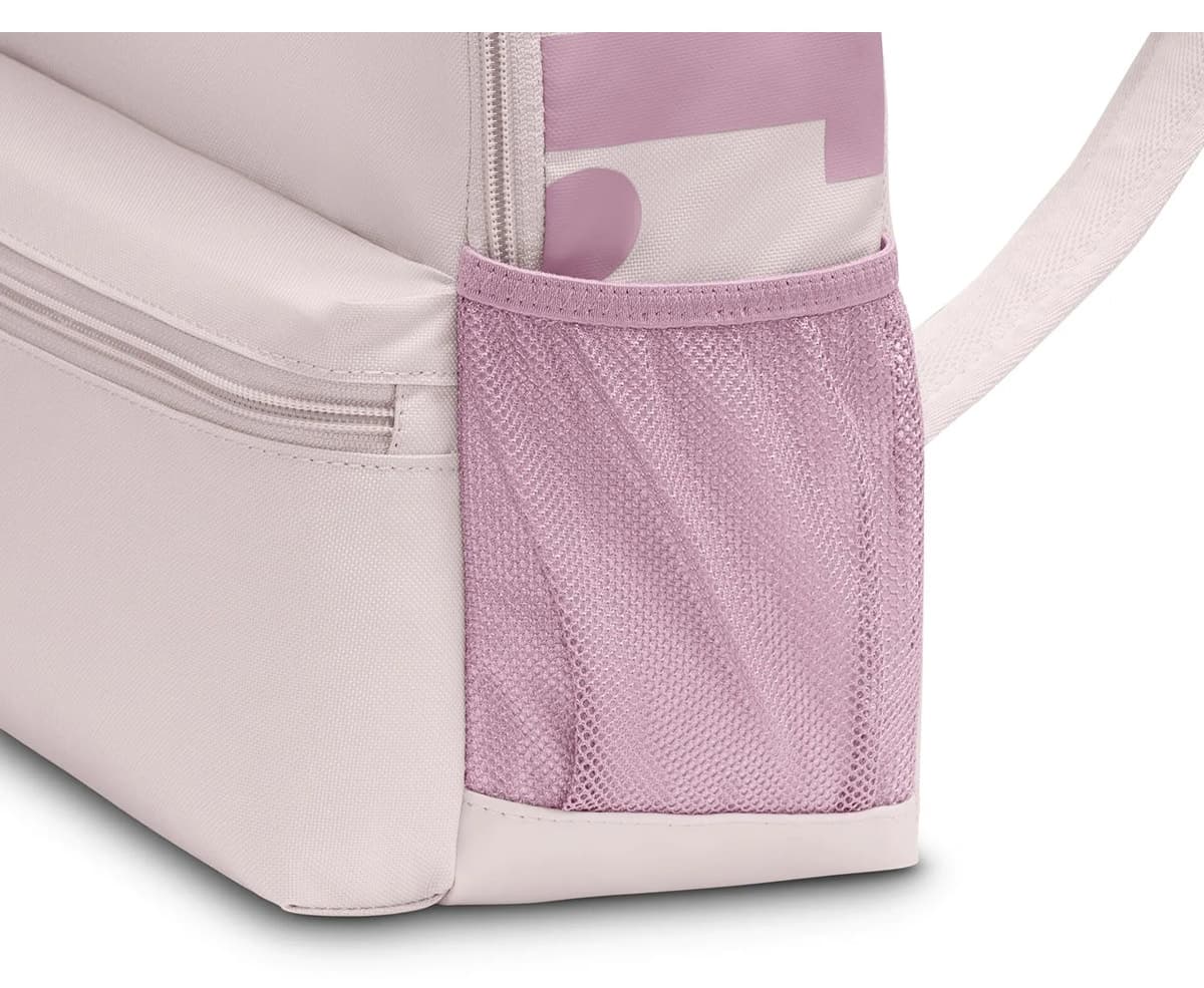 کوله پشتی پسرانه Nike مدل Brasilia Jdi DR6091-019 صورتی 11 لیتری 31x25x10 سانتیمتر کوله پشتی پسرانه Nike مدل Brasilia Jdi DR6091-019 صورتی 11 لیتری 31x25x10 سانتیمتر