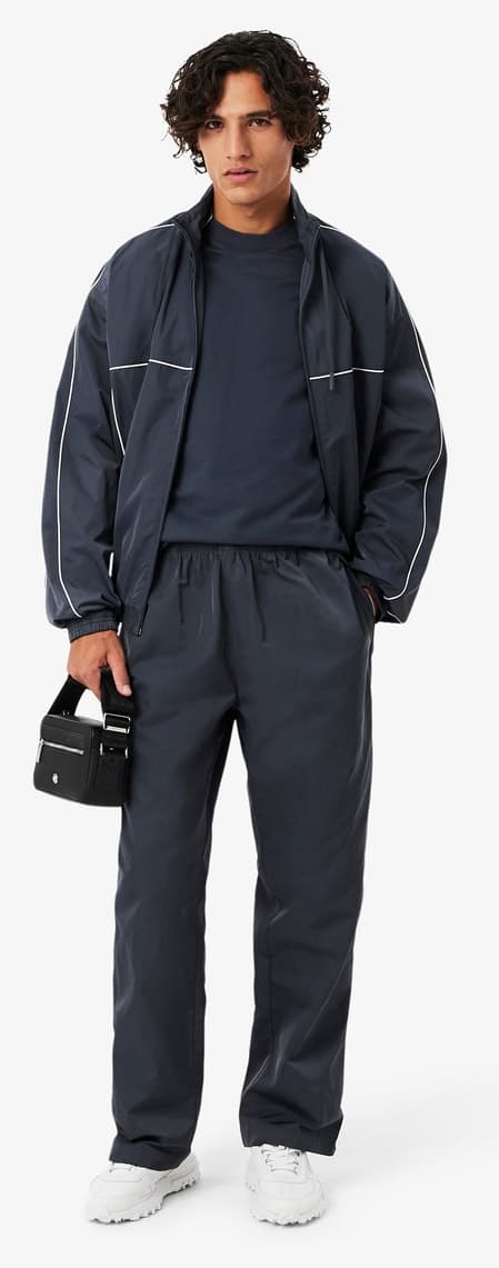تیشرت مردانه Lacoste یقه گرد فیت کلاسیک خاکستری تیره تیشرت مردانه Lacoste یقه گرد فیت کلاسیک خاکستری تیره