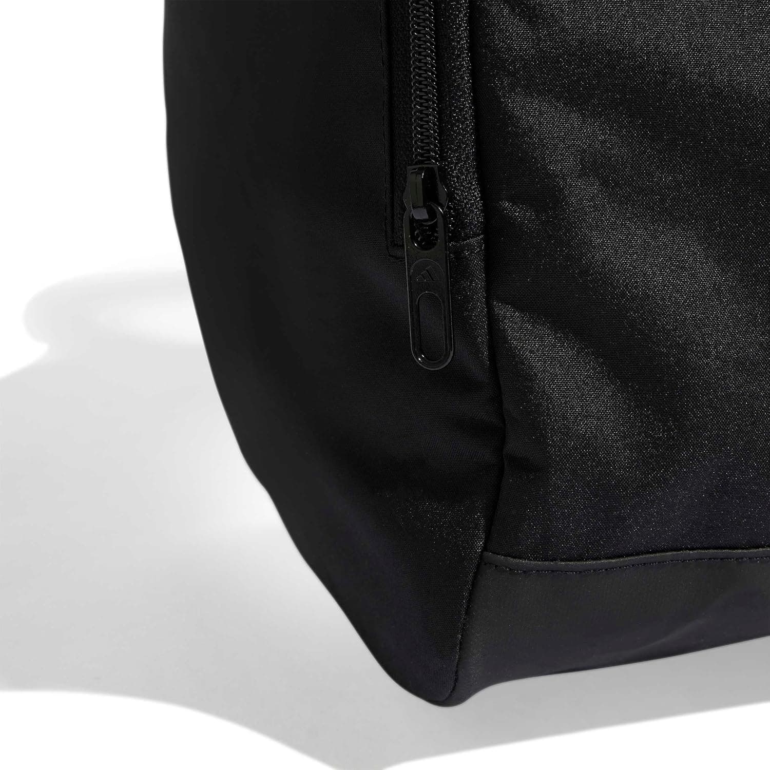 ساک ورزشی unisex adidas مشکی/مشکی/سفید مدل LINEAR DUFFEL MEDIUM ساک ورزشی unisex adidas مشکی/مشکی/سفید مدل LINEAR DUFFEL MEDIUM