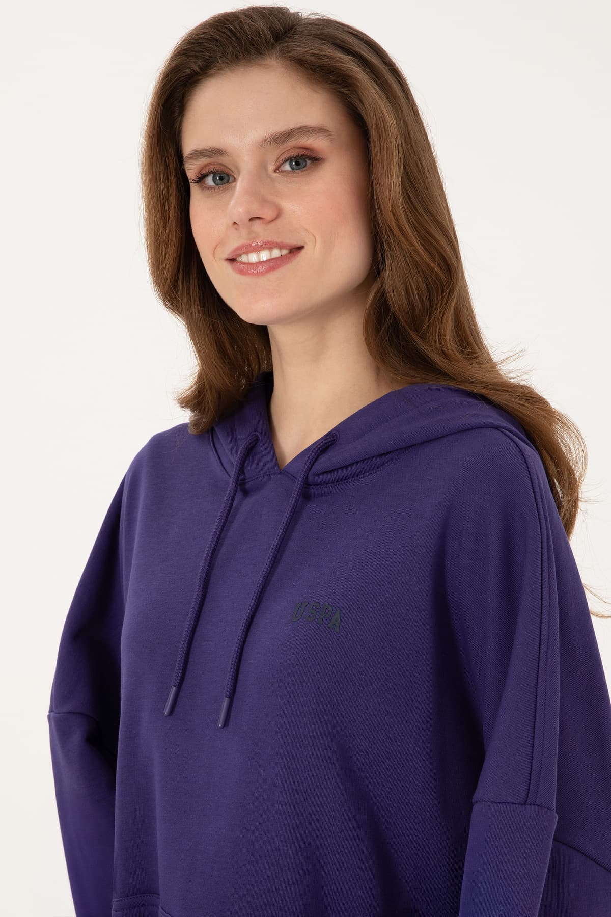سوئیشرت زنانه U.S. Polo Assn. با کلاه بنفش مدل 50297324-VR038 سوئیشرت زنانه U.S. Polo Assn. با کلاه بنفش مدل 50297324-VR038