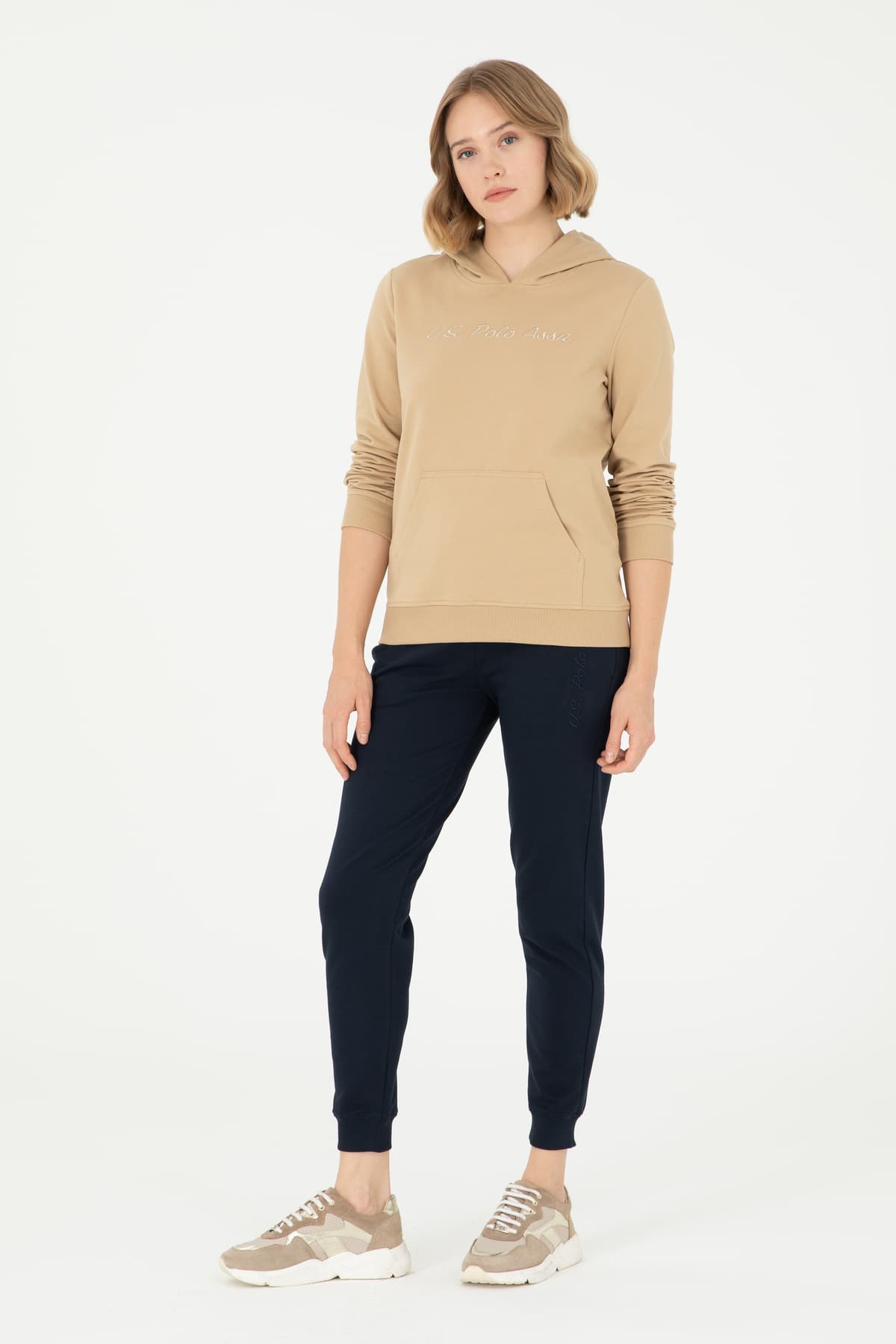 سویشرت زنانه U.S. Polo Assn. کلاهدار شنی مدل 50296947-VR085 سویشرت زنانه U.S. Polo Assn. کلاهدار شنی مدل 50296947-VR085