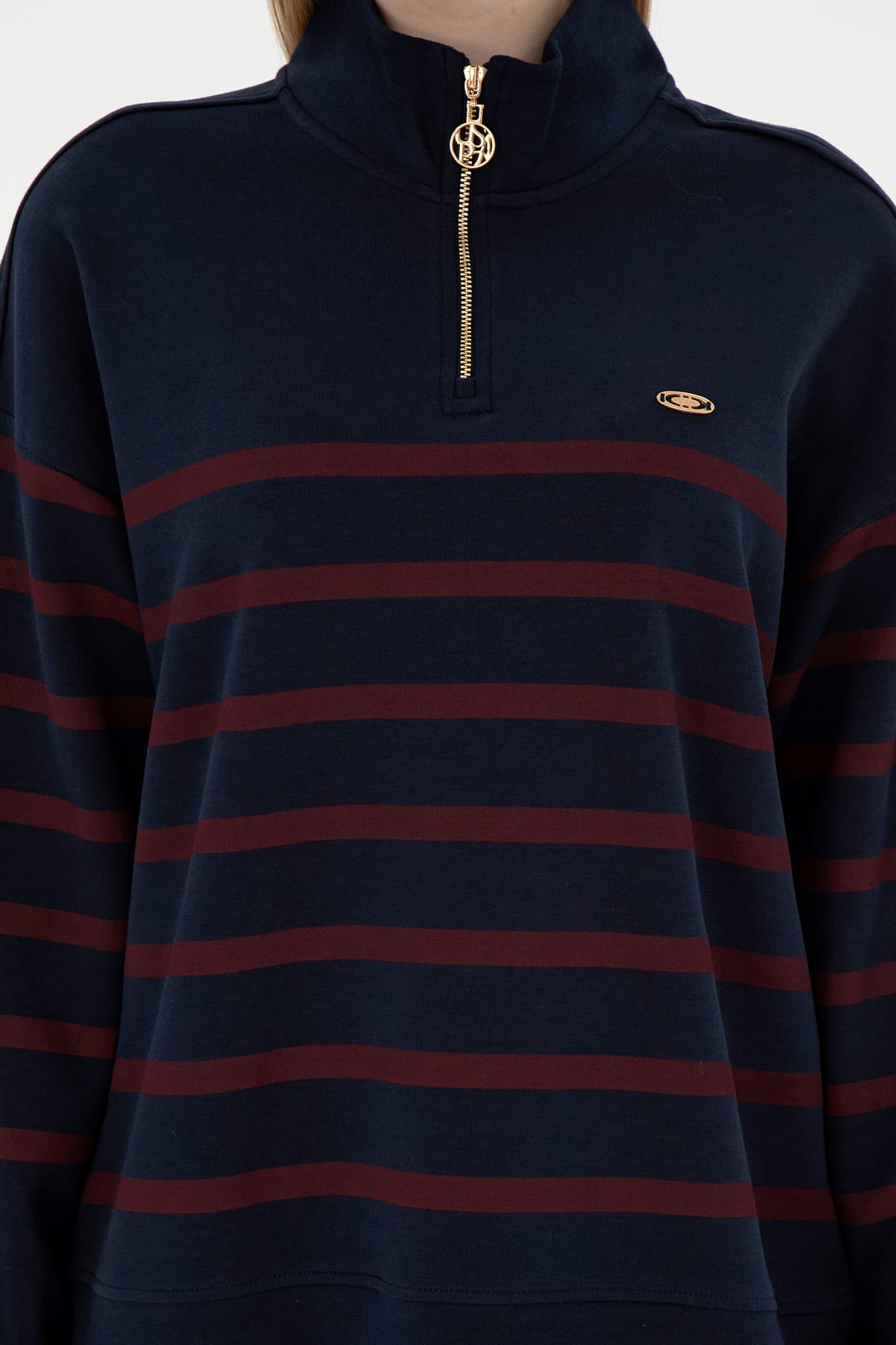 سوئیشرت زنانه U.S. Polo Assn. سرمهای زیپدار یقه ایستاده مدل 50298989-VR033 سوئیشرت زنانه U.S. Polo Assn. سرمهای زیپدار یقه ایستاده مدل 50298989-VR033