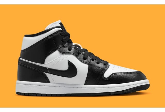 کفش بسکتبال یونیسکس Nike Air Jordan 1 Mid Panda مدل DV0991-101 کفش بسکتبال یونیسکس Nike Air Jordan 1 Mid Panda مدل DV0991-101