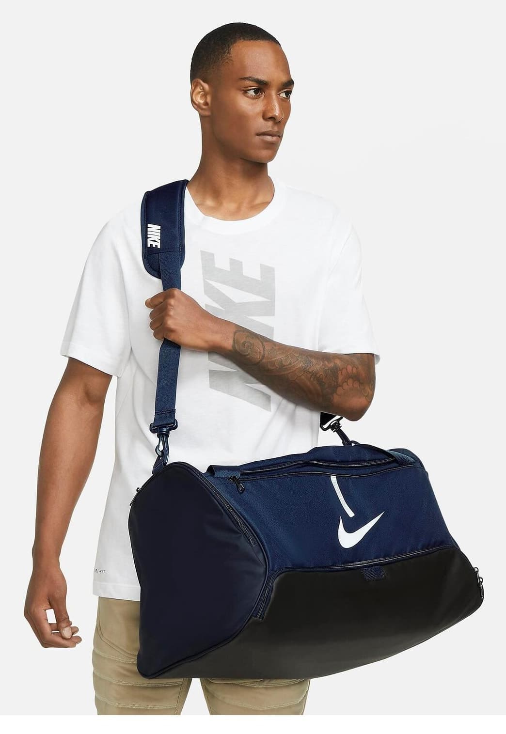 کیف ورزشی زنانه Nike دافل Academy Team کیف ورزشی زنانه Nike دافل Academy Team