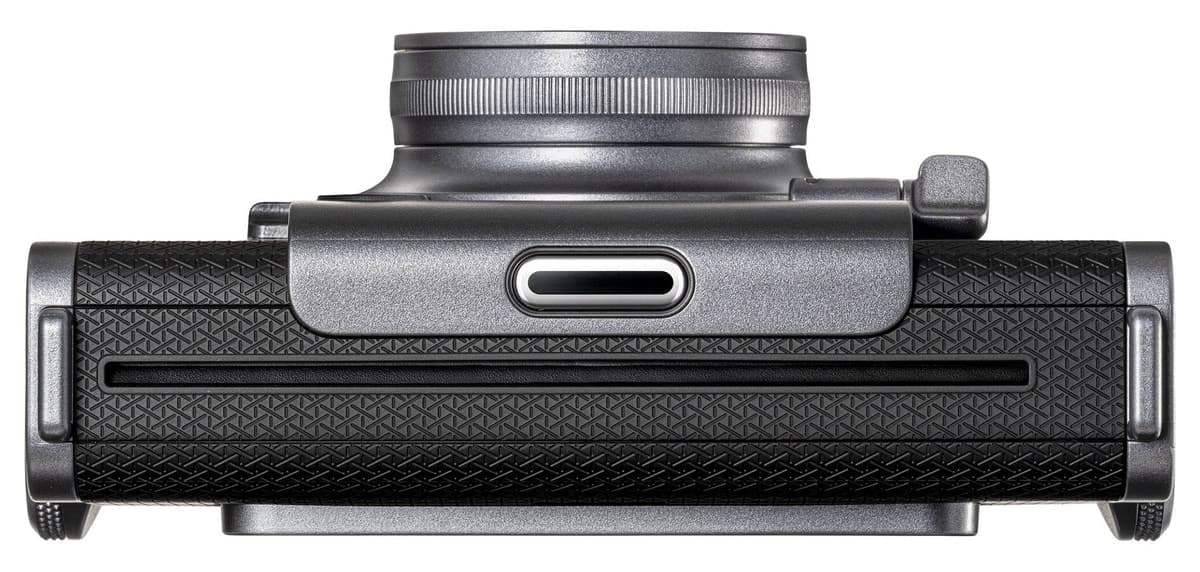 دوربین فوری Fujifilm مشکی با چاپگر هیبرید مدل Instax Wide Evo دوربین فوری Fujifilm مشکی با چاپگر هیبرید مدل Instax Wide Evo