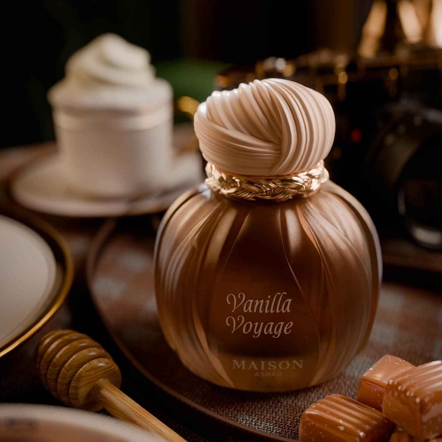 عطر ادوپرفیوم MAISON ASRAR با رایحه وانیل مدل Vanilla Voyage عطر ادوپرفیوم MAISON ASRAR با رایحه وانیل مدل Vanilla Voyage