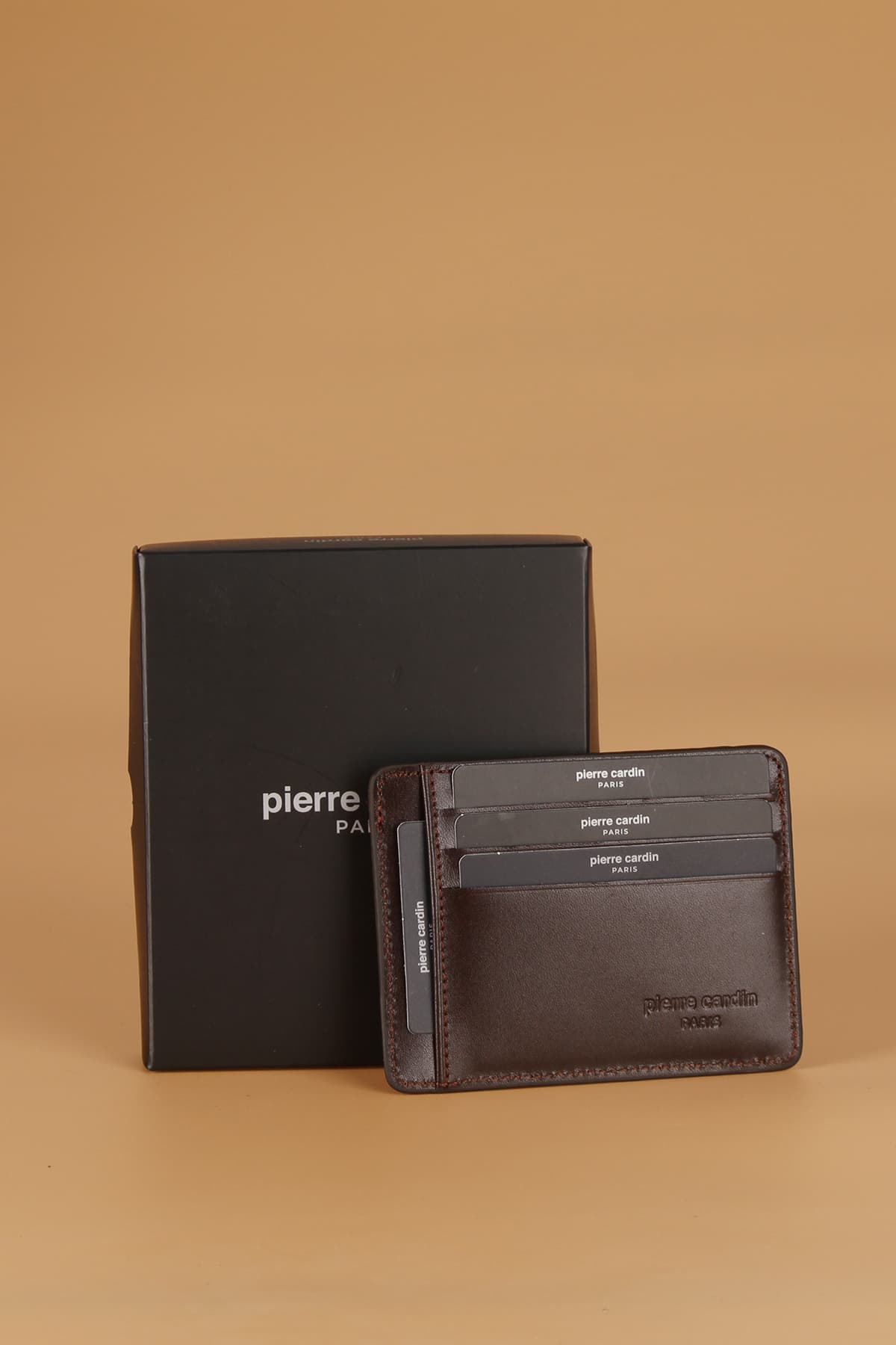 کیف پول مردانه Pierre Cardin چرم طبیعی کارتخوان قهوهای آنیلین مدل 0422 کیف پول مردانه Pierre Cardin چرم طبیعی کارتخوان قهوهای آنیلین مدل 0422