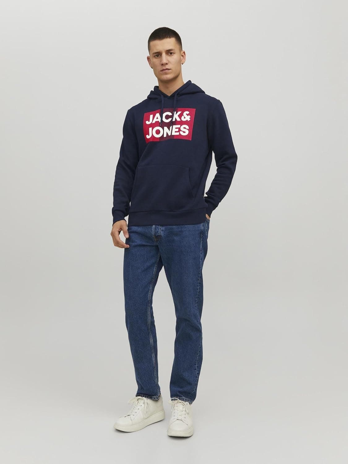سوئیشرت هودی مردانه JACK & JONES لوگودار JJECORP مدل 12152840 سوئیشرت هودی مردانه JACK & JONES لوگودار JJECORP مدل 12152840
