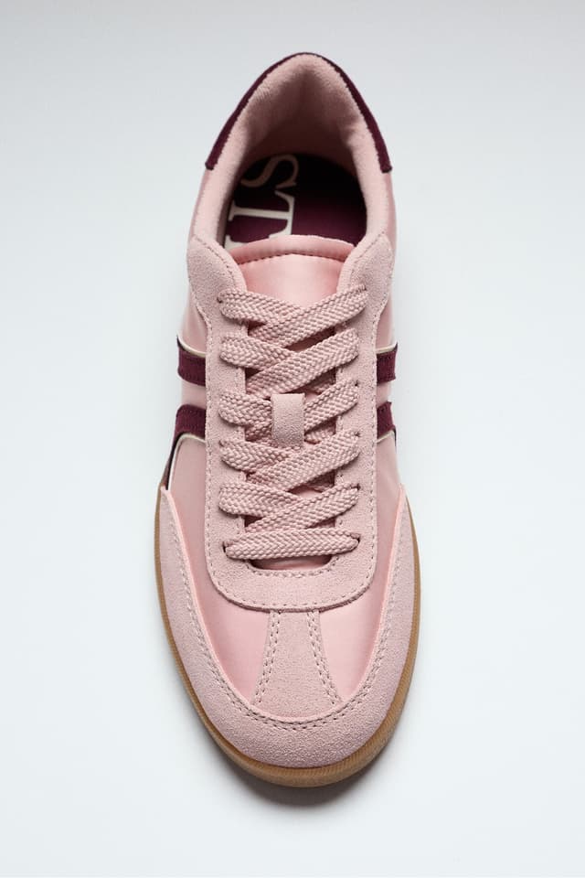 کفش ورزشی زنانه Stradivarius مدل S011 رترو بیسیک کفش ورزشی زنانه Stradivarius مدل S011 رترو بیسیک
