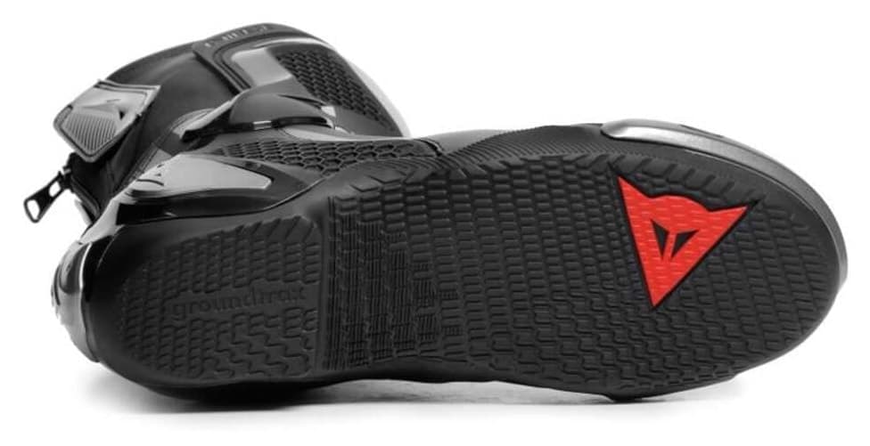 بوت موتورسواری مردانه Dainese چرمی مشکی مدل Torque 4 بوت موتورسواری مردانه Dainese چرمی مشکی مدل Torque 4