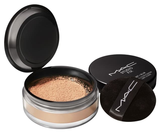 پودر تثبیتکننده Mac Studio Fix Pro Set بدون حس سنگینی با ماندگاری ۸ ساعته سایه متوسط 6.5g پودر تثبیتکننده Mac Studio Fix Pro Set بدون حس سنگینی با ماندگاری ۸ ساعته سایه متوسط 6.5g