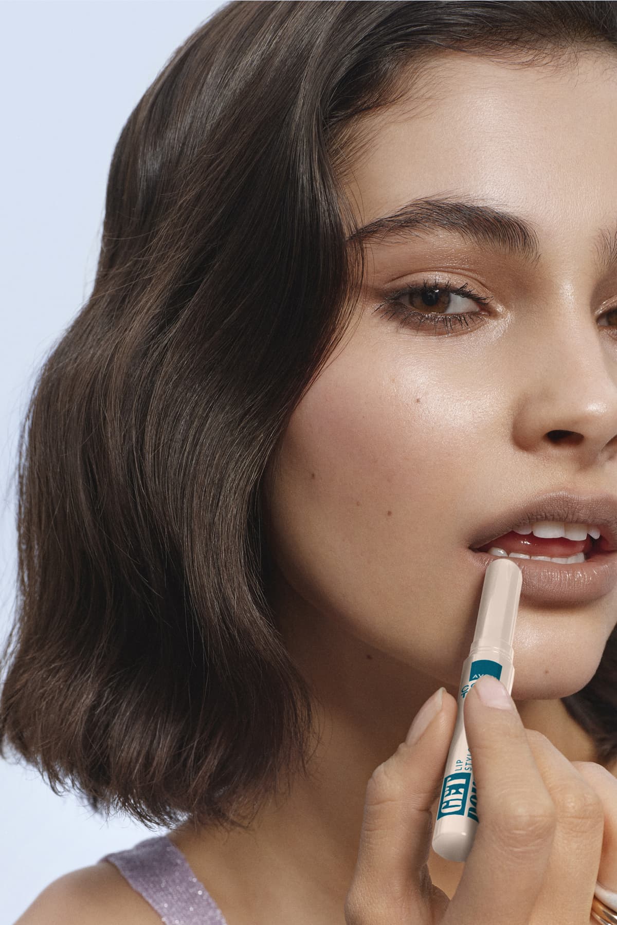 رژ لب استایلو Avon Ultra Beauty رنگ کاپوچینو رژ لب استایلو Avon Ultra Beauty رنگ کاپوچینو