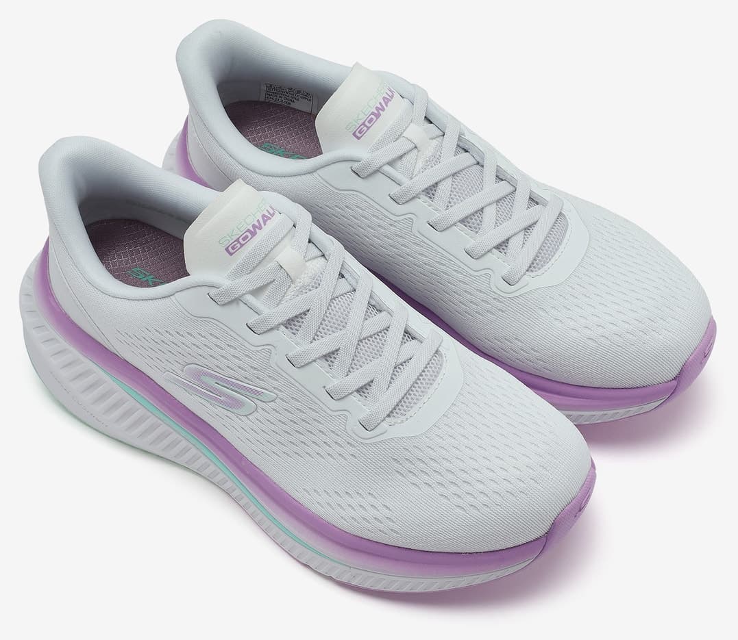 کفش پیادهروی زنانه Skechers سفید GO WALK MAX CUSHIONING ARCH FIT-ROSLYN مدل 125581 WMLT کفش پیادهروی زنانه Skechers سفید GO WALK MAX CUSHIONING ARCH FIT-ROSLYN مدل 125581 WMLT